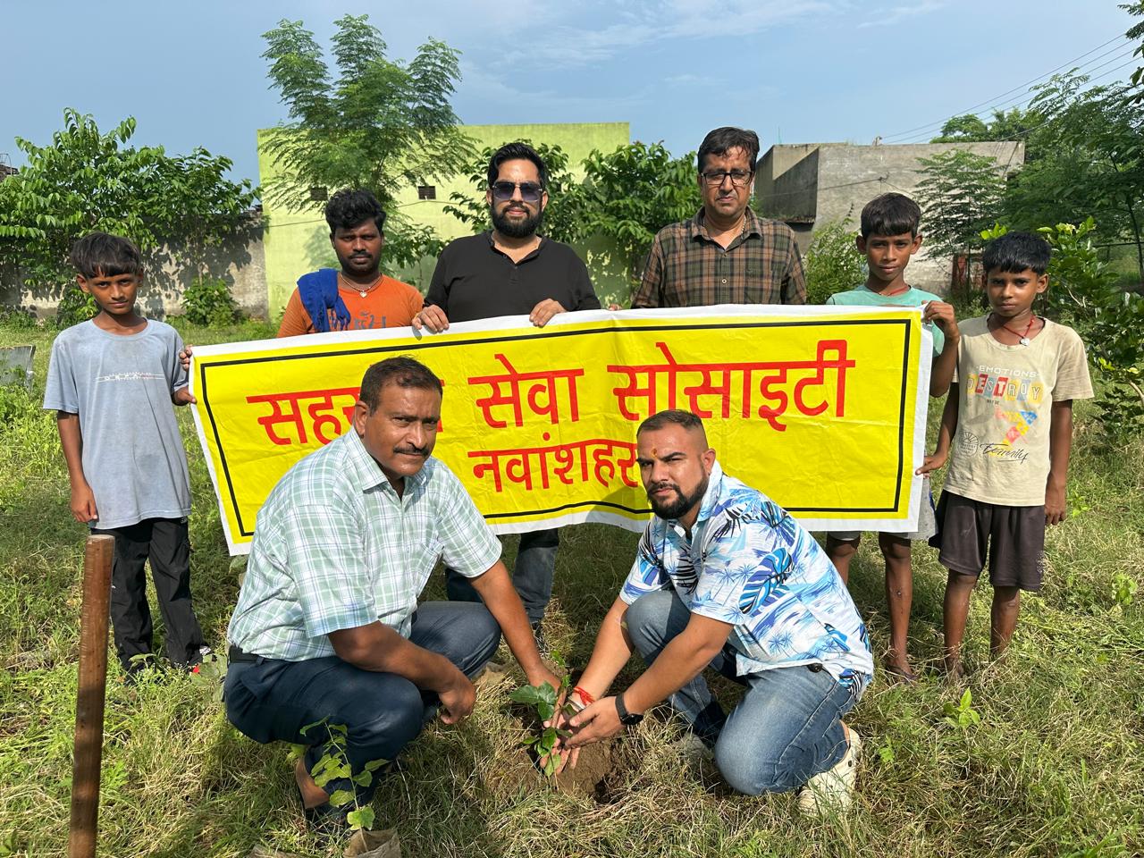 Sahyog Sewa Society celebrated his birthday by planting saplings.